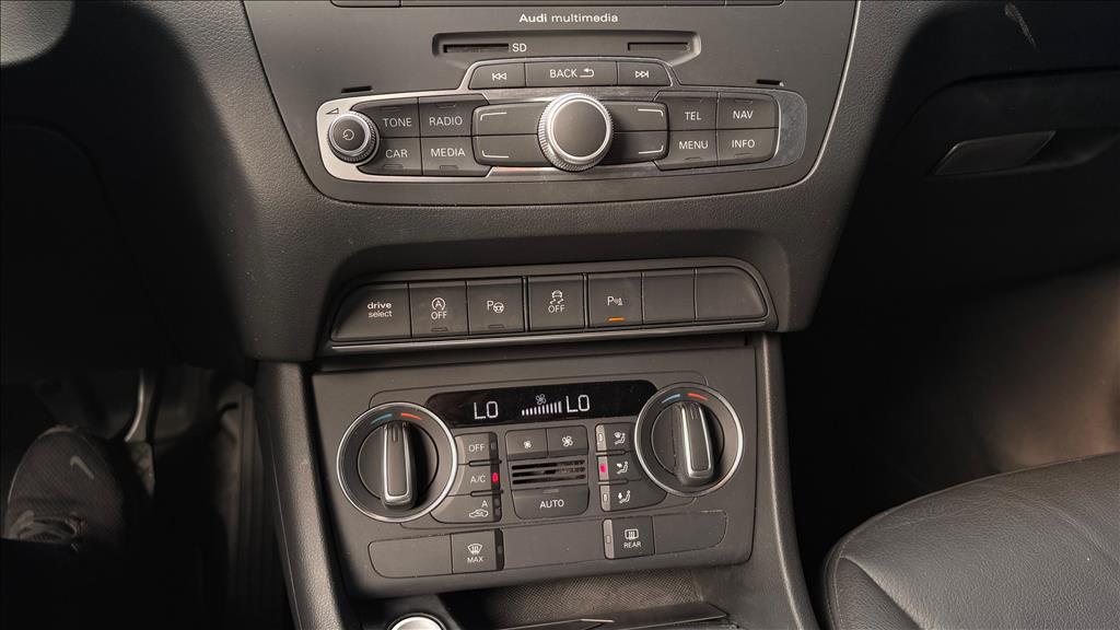 Q3 1.4 TFSI AMBIENTE FLEX 4P S TRONIC8
