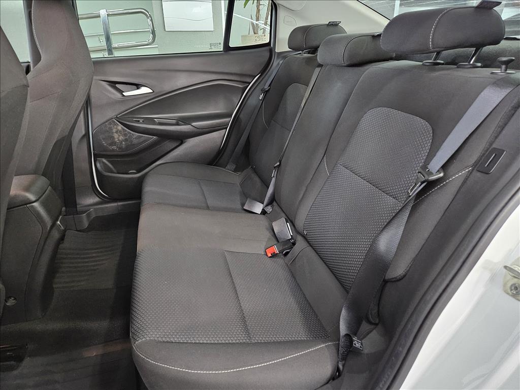 ONIX PLUS 1.0 TURBO FLEX LT AUTOMÁTICO8