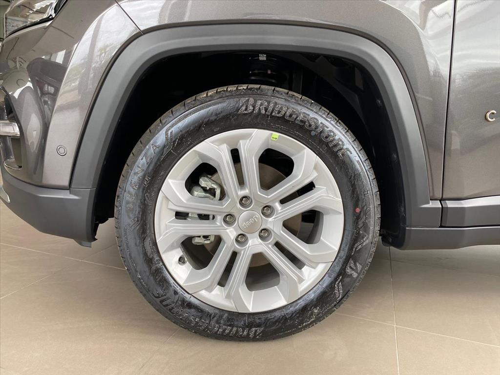 COMMANDER 1.3 T270 TURBO FLEX LONGITUDE AT69