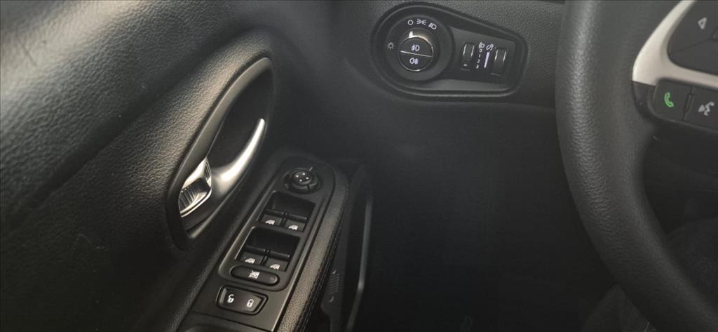 RENEGADE 1.8 16V FLEX SPORT 4P AUTOMÁTICO20