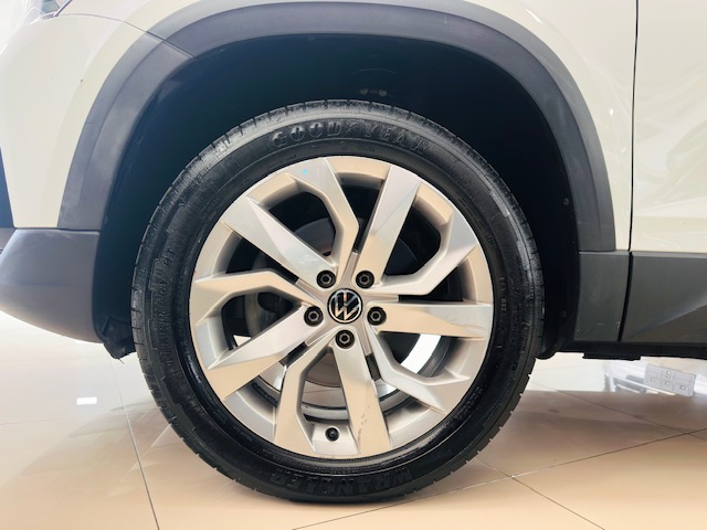 TAOS 1.4 250 TSI TOTAL FLEX COMFORTLINE AUTOMÁTICO15