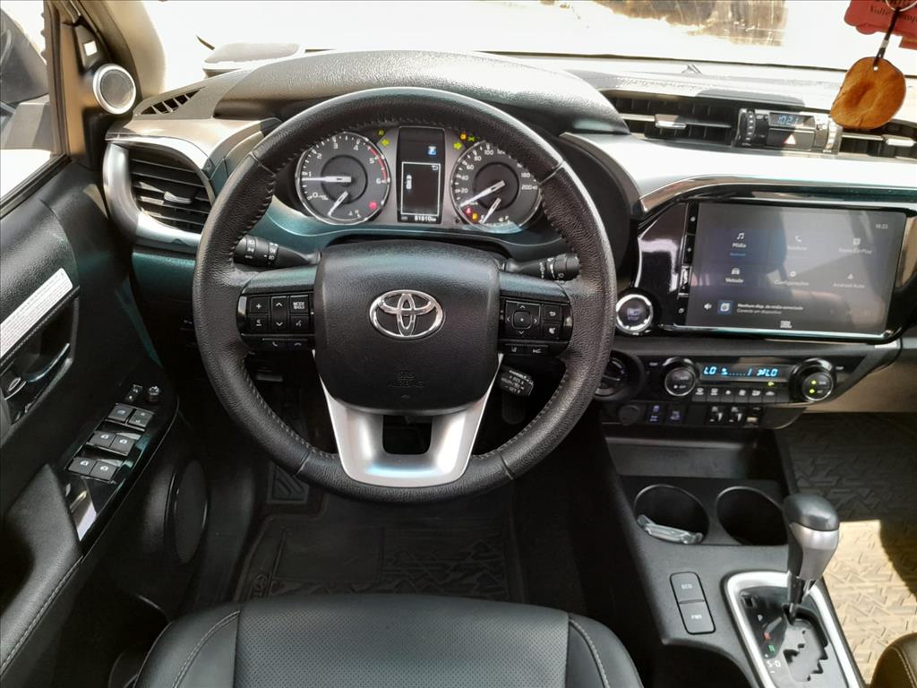HILUX 2.8 D-4D TURBO DIESEL CD SRX 4X4 AUTOMÁTICO7