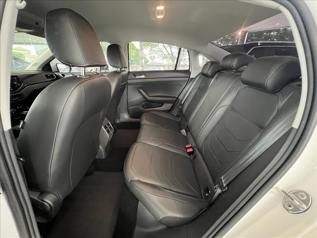 VIRTUS 1.0 200 TSI COMFORTLINE AUTOMÁTICO18