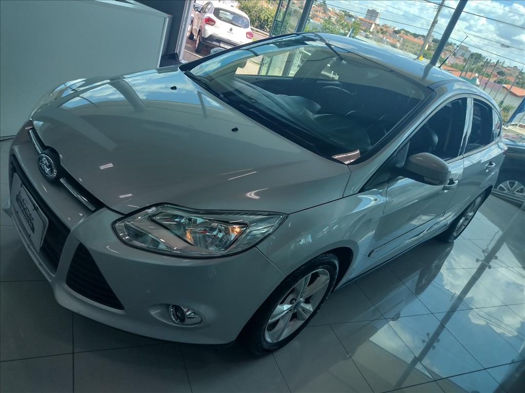 Carros usados FORD FOCUS 1.6 SE 16V FLEX 4P POWERSHIFT