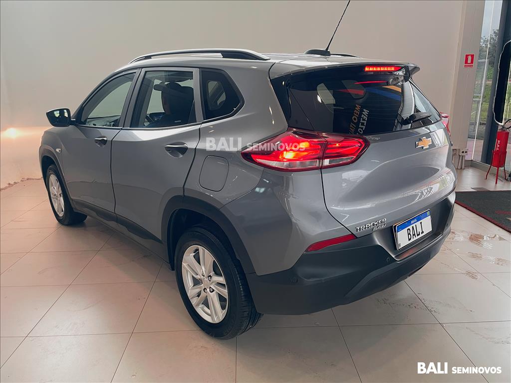 TRACKER 1.0 TURBO FLEX AUTOMÁTICO4