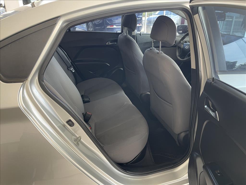 HB20S 1.6 COMFORT PLUS 16V FLEX 4P MANUAL HB20S 1.6 COMFORT PLUS 16V FLEX 4P MANUAL