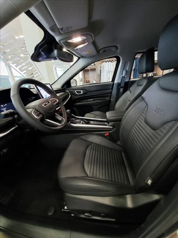 COMMANDER 1.3 T270 TURBO FLEX LONGITUDE AT610