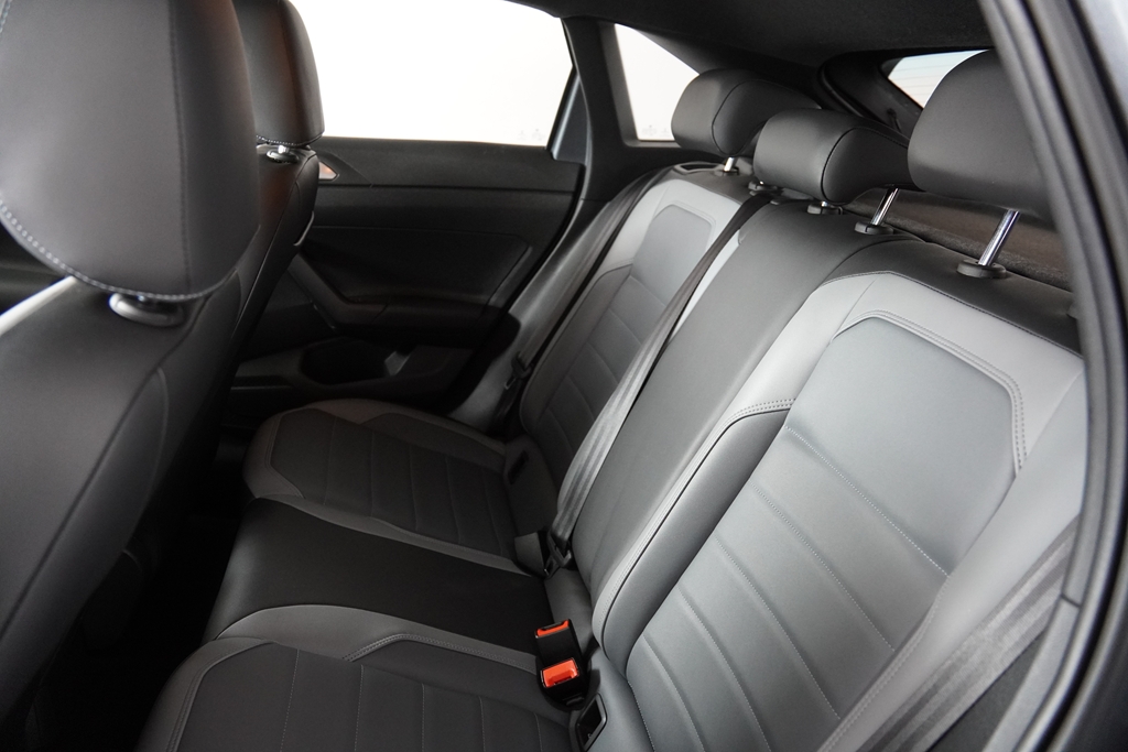 NIVUS 1.0 200 TSI TOTAL FLEX HIGHLINE AUTOMÁTICO9