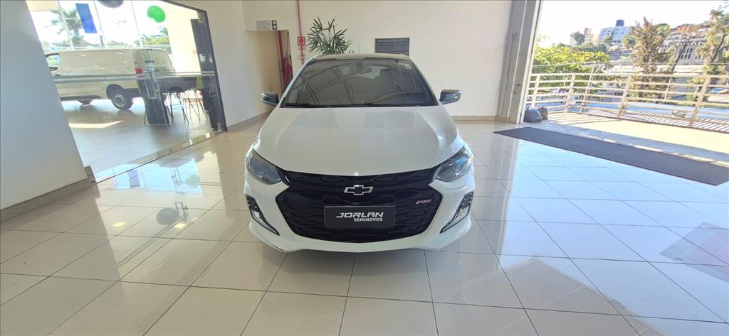 ONIX 1.0 TURBO FLEX RS AUTOMÁTICO4