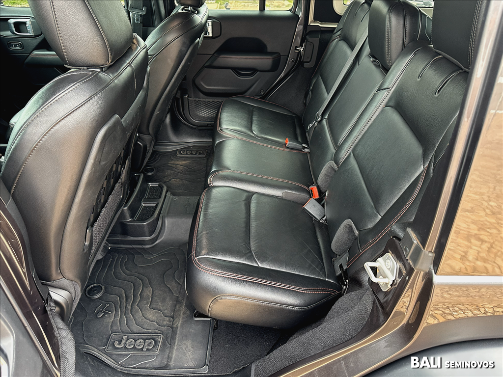 WRANGLER 2.0 TURBO GASOLINA RUBICON 4P 4X4 AT815