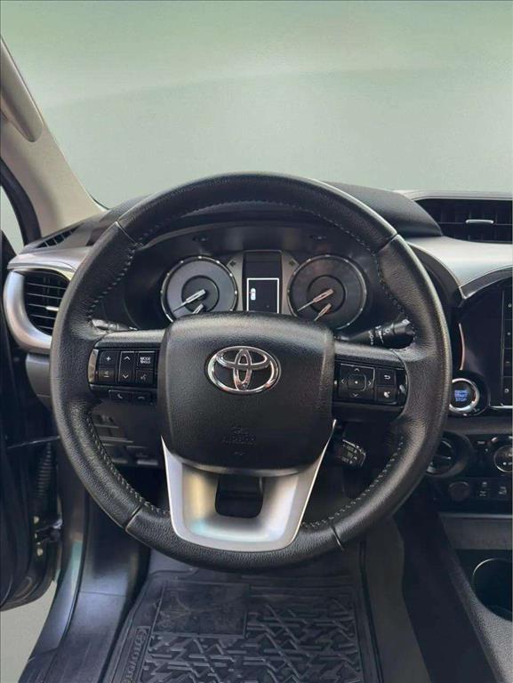 HILUX 2.8 D-4D TURBO DIESEL CD SRV 4X4 AUTOMÁTICO9