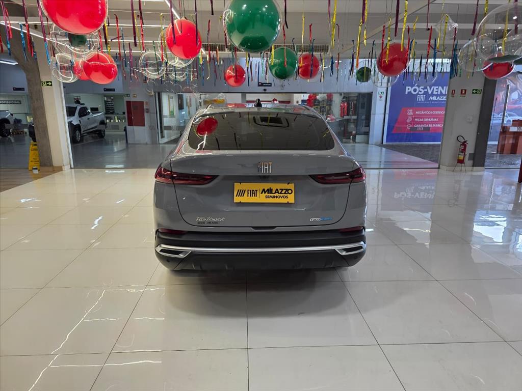 FASTBACK 1.0 TURBO 200 HYBRID AUDACE CVT5