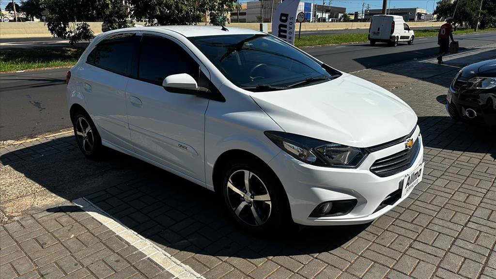 ONIX 1.4 MPFI LTZ 8V FLEX 4P MANUAL12