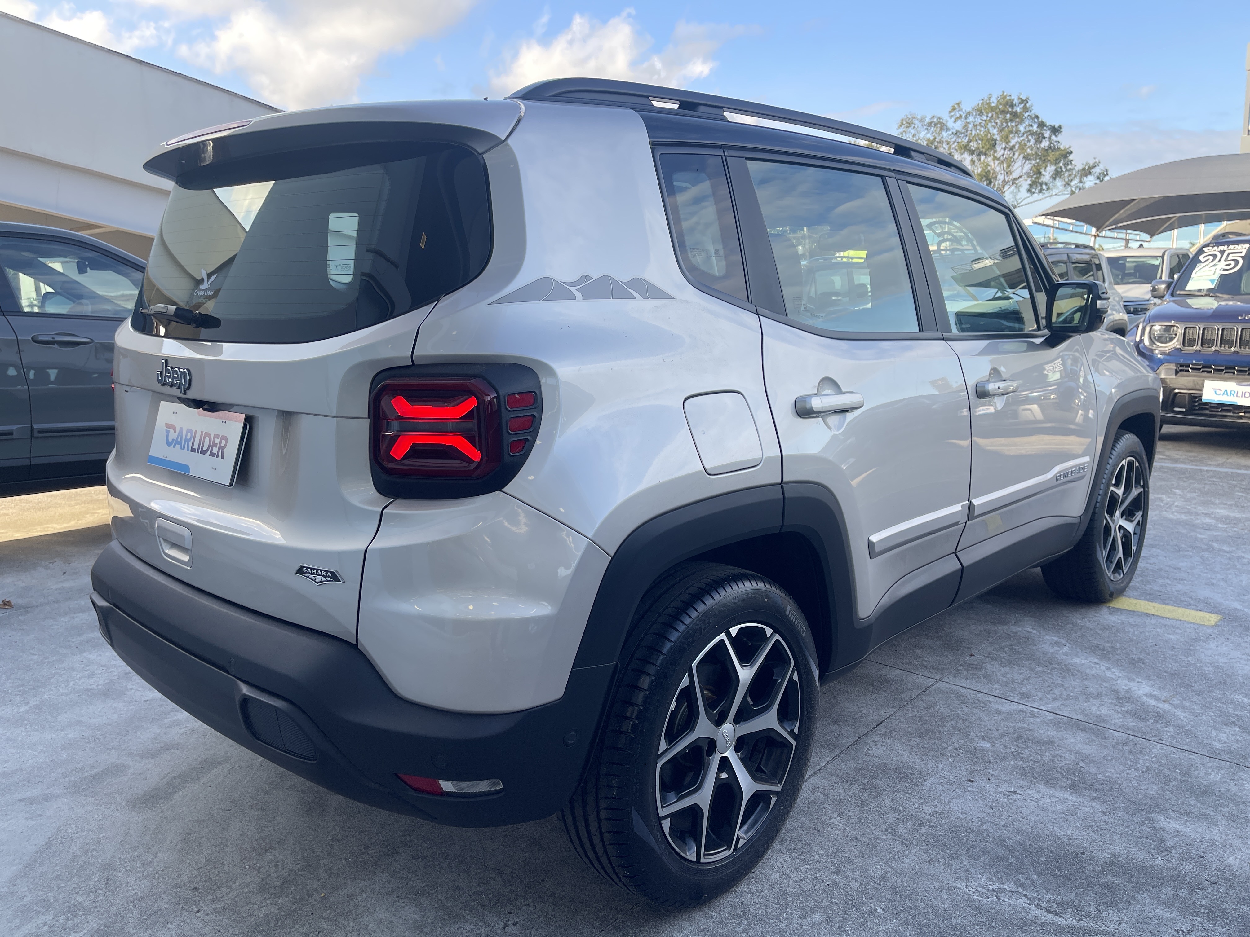 RENEGADE 1.3 T270 TURBO FLEX SAHARA AT64