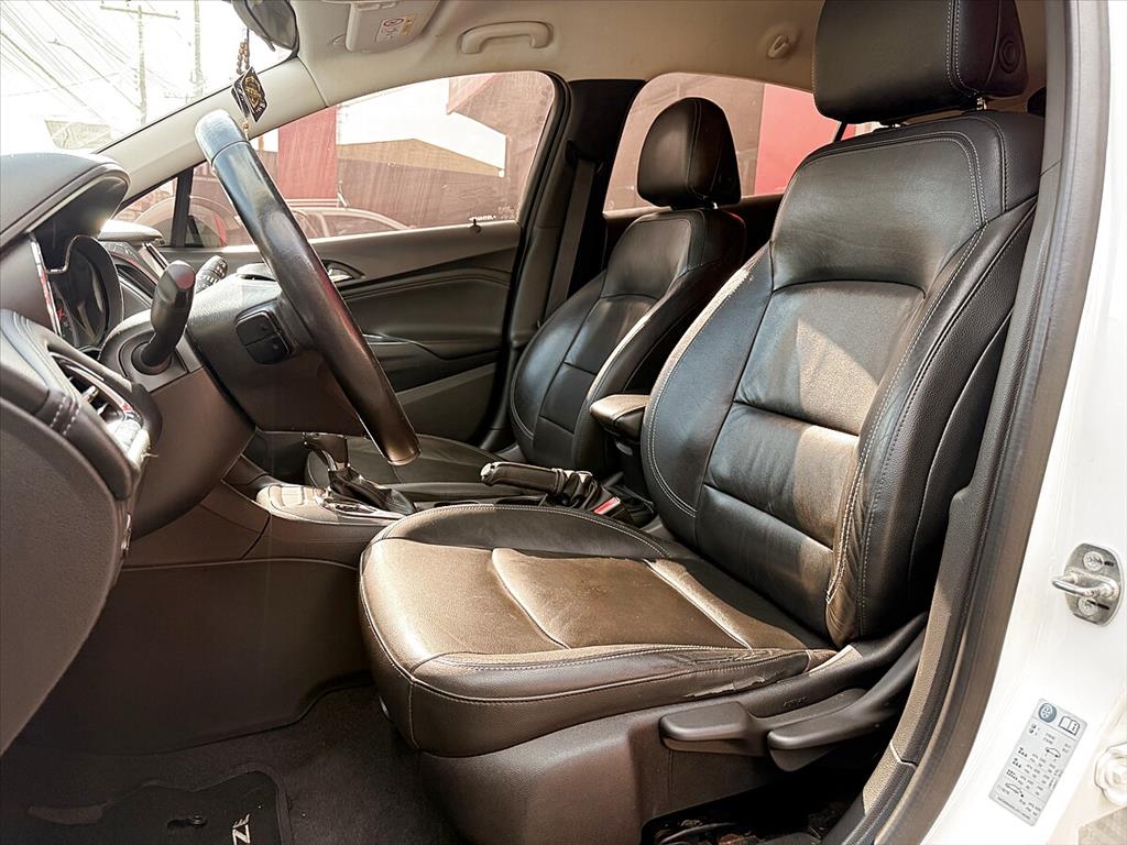Chevrolet Cruze - 1.4 TURBO SPORT6 LT 16V FLEX 4P AUTOMÁTICO