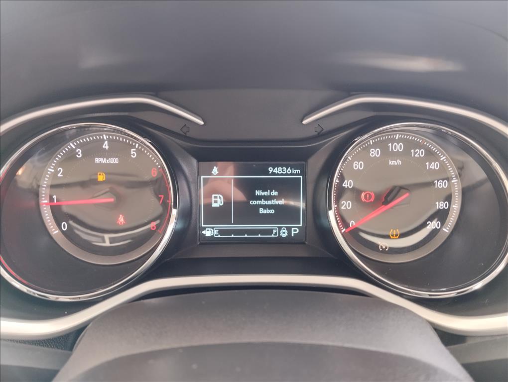 ONIX PLUS 1.0 TURBO FLEX AUTOMÁTICO8