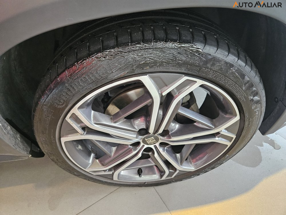 Fiat-FASTBACK-1.0 TURBO 200 FLEX IMPETUS CVT