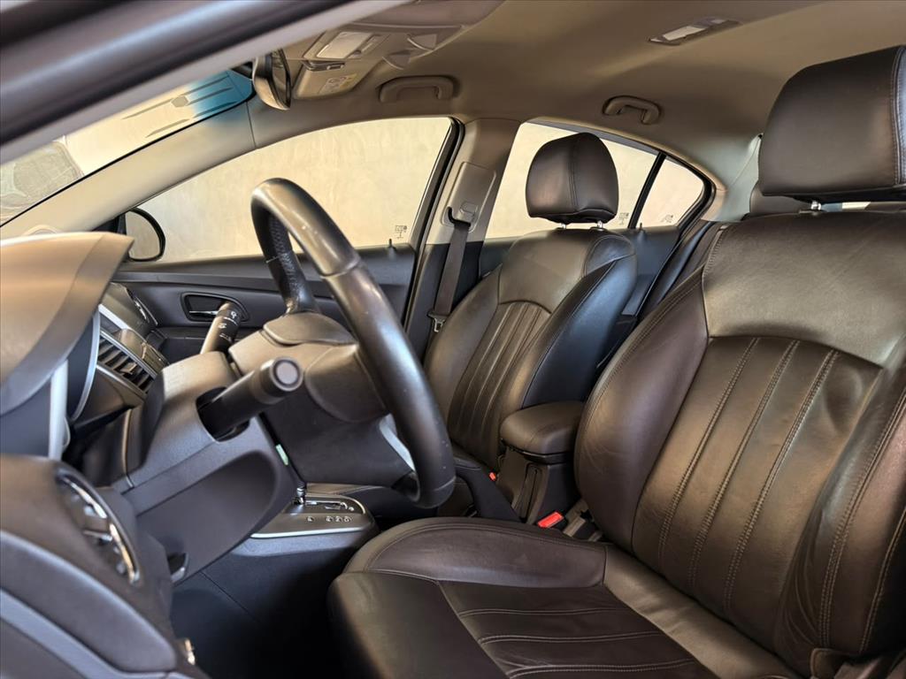 CRUZE 1.8 LT 16V FLEX 4P MANUAL4