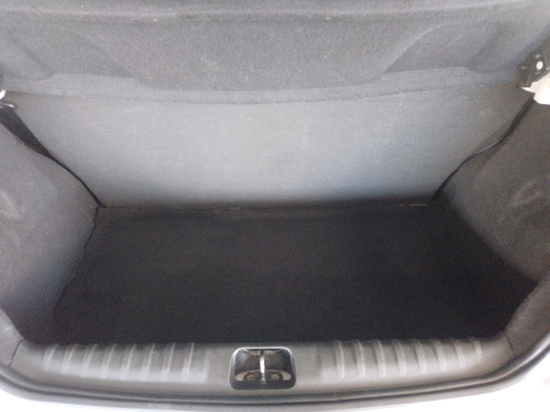 GM - Chevrolet-ONIX-1.0 MPFI LS 8V FLEX 4P MANUAL