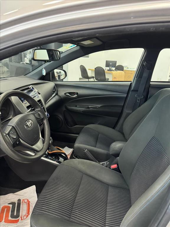 Toyota-YARIS-1.3 16V FLEX XL MULTIDRIVE