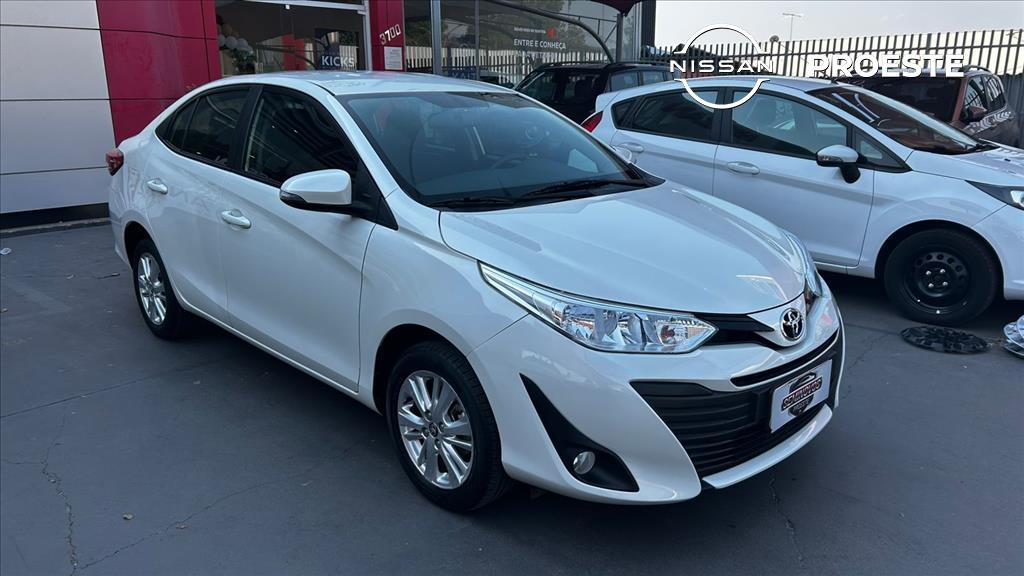 YARIS 1.5 16V FLEX SEDAN XL MANUAL2