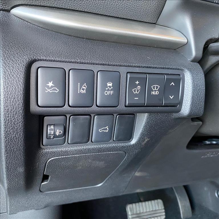 Mitsubishi-ECLIPSE CROSS-1.5 MIVEC TURBO GASOLINA HPE-S S-AWC CVT