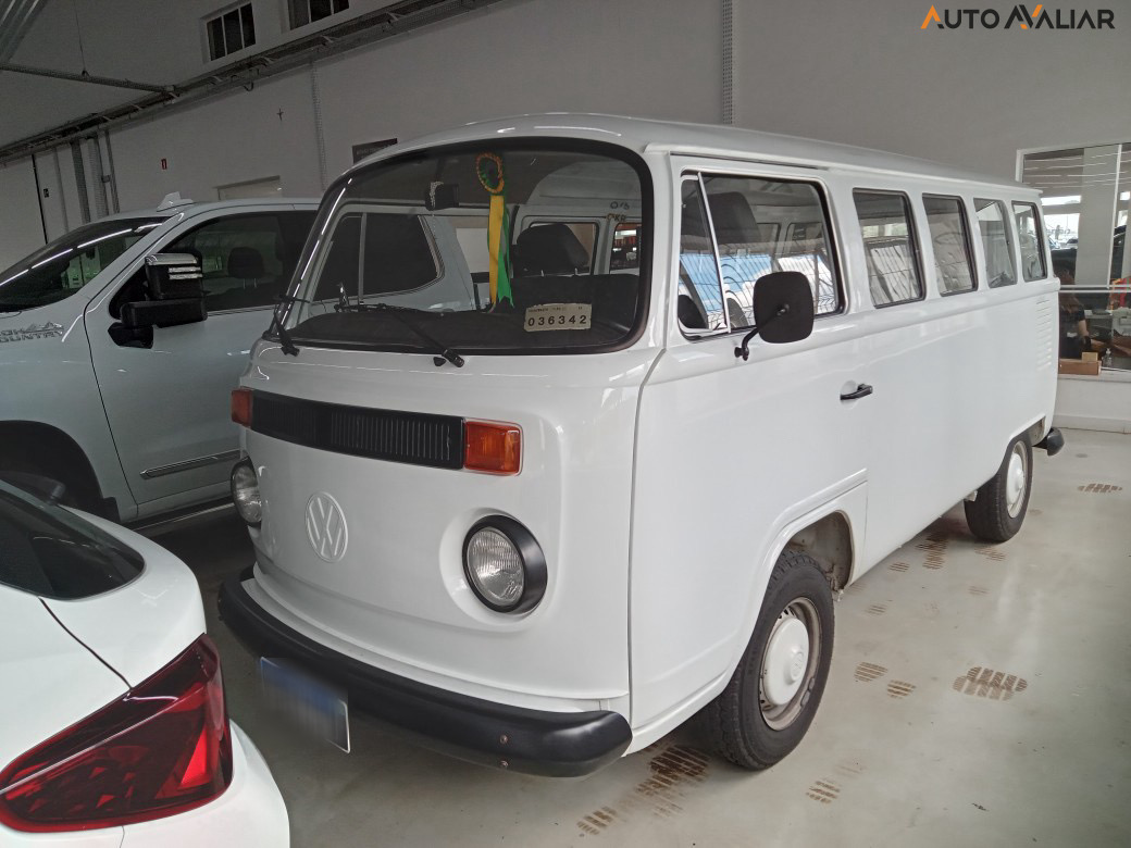 KOMBI 1.6 STD 8V GASOLINA 3P MANUAL0