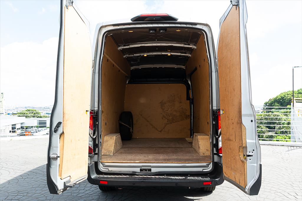 TRANSIT 2.0 ECOBLUE DIESEL FURGÃO L2H3 MANUAL8