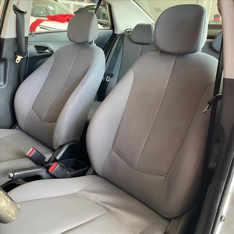 Hyundai-HB20S-1.6 PREMIUM 16V FLEX 4P AUTOMÁTICO