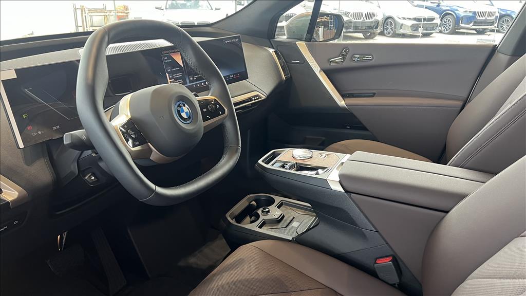 iX ELÉTRICO XDRIVE405