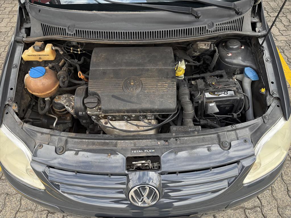 Volkswagen Fox - 1.0 MI 8V FLEX 2P MANUAL