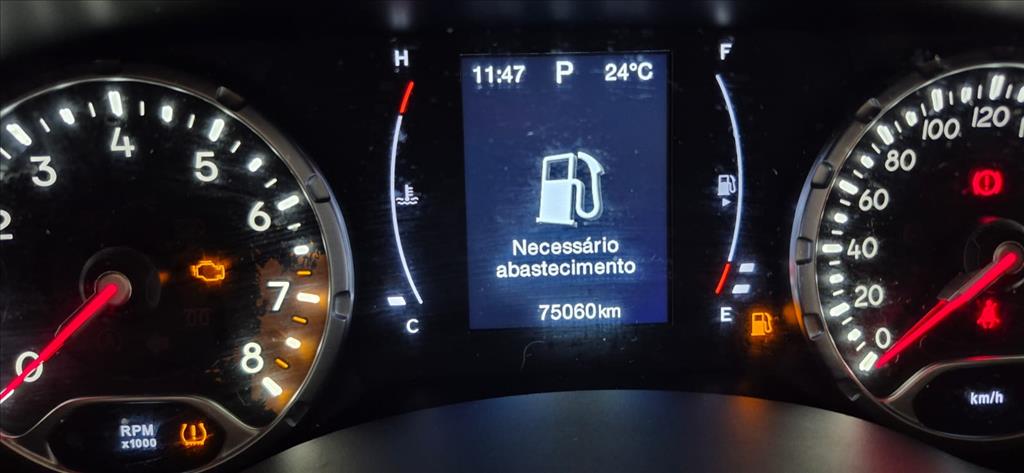 RENEGADE 1.8 16V FLEX LONGITUDE 4P AUTOMÁTICO11