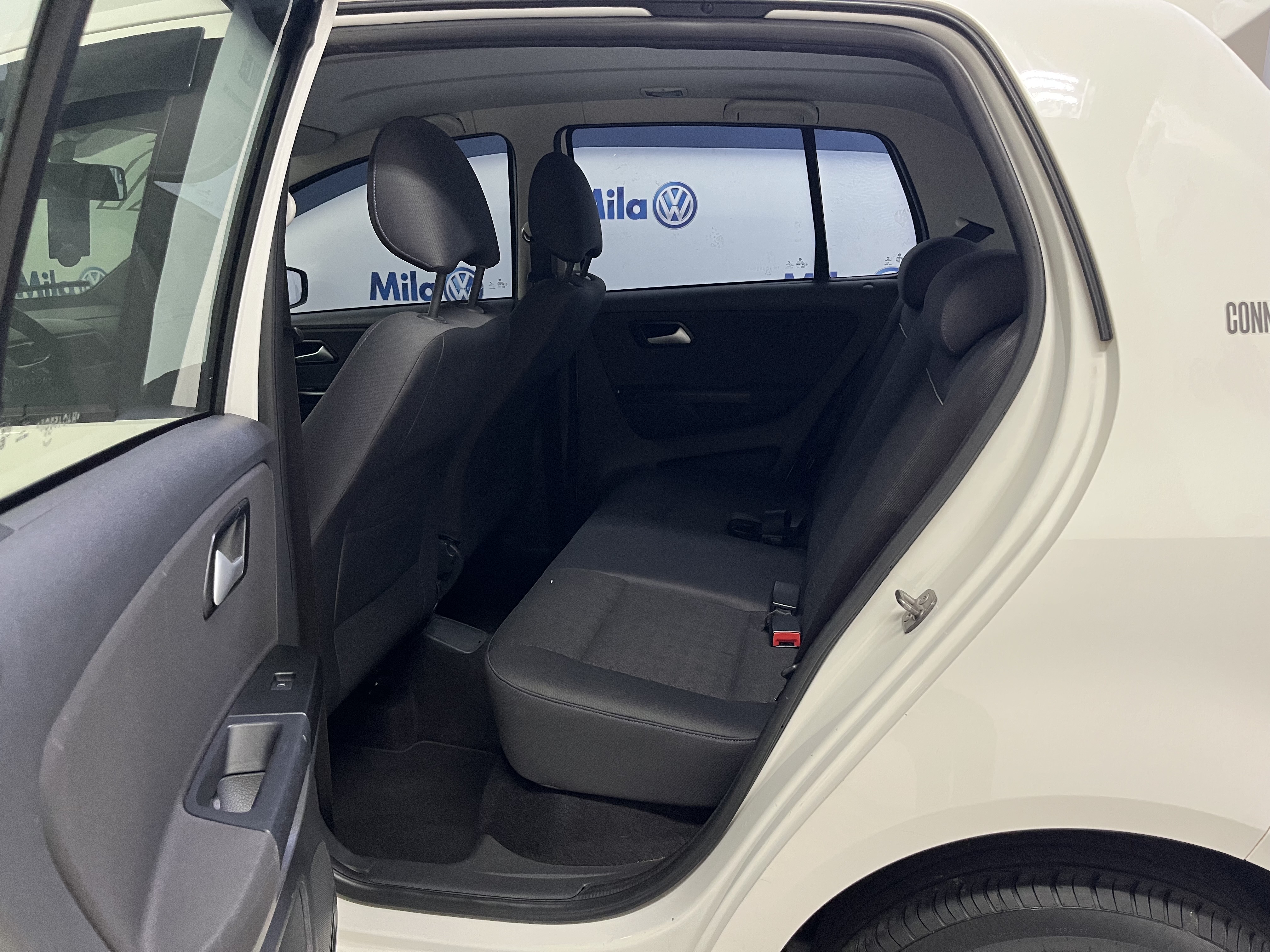 FOX 1.6 MSI COMFORTLINE 8V FLEX 4P MANUAL5