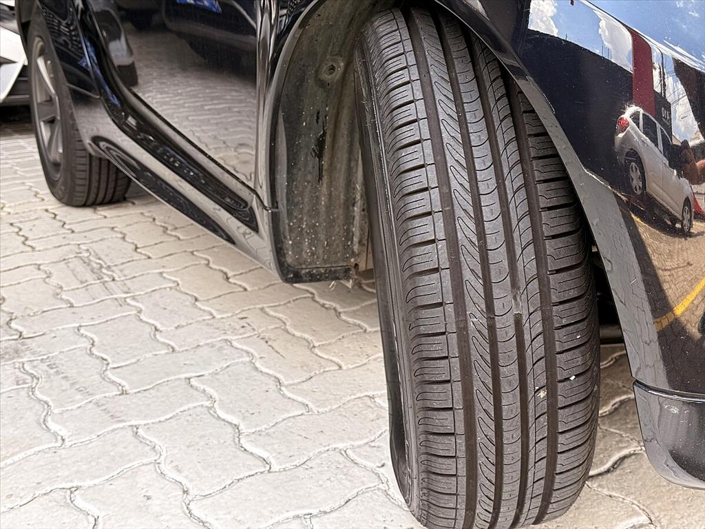 Smart Fortwo - 1.0 COUPE 3 CILINDROS TURBO GASOLINA 2P AUTOMÁTICO