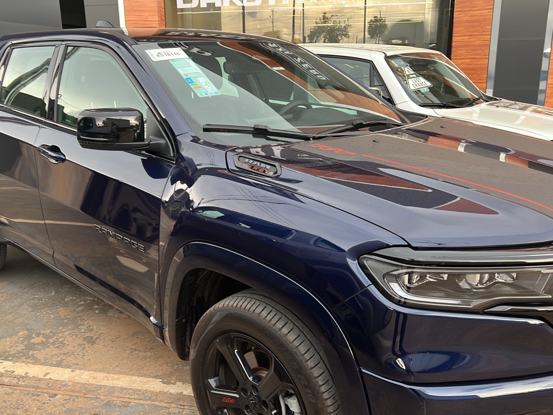 RAMPAGE 2.2 TURBO DIESEL LARAMIE 4X4 AUTOMÁTICO5