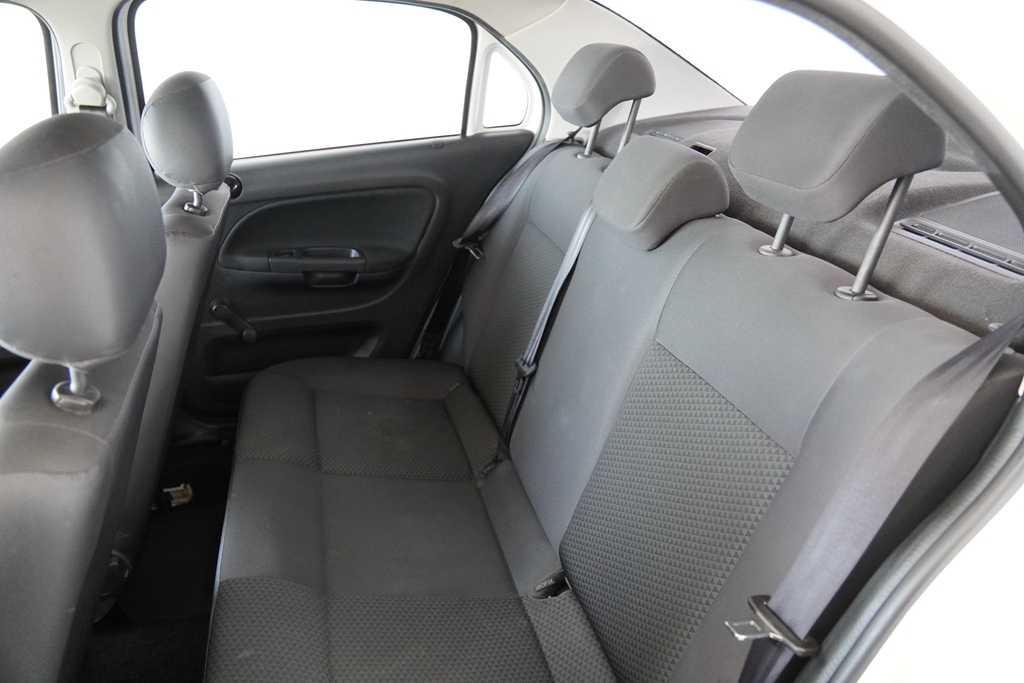 VOYAGE 1.0 12V MPI TOTALFLEX 4P MANUAL9