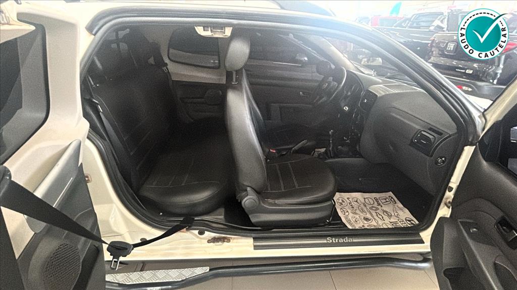 STRADA 1.6 MPI TREKKING CD 16V FLEX 3P MANUAL11