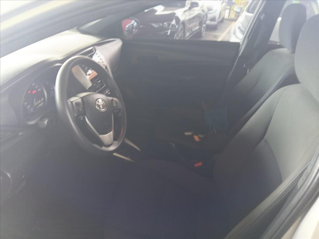 YARIS 1.3 16V FLEX XL LIVE MULTIDRIVE8