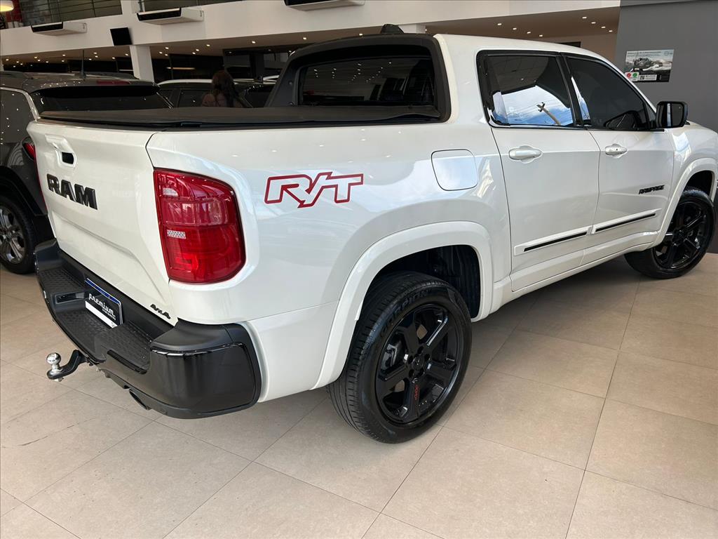RAMPAGE 2.0 HURRICANE 4 TURBO GASOLINA R/T 4X4 AUTOMÁTICO6