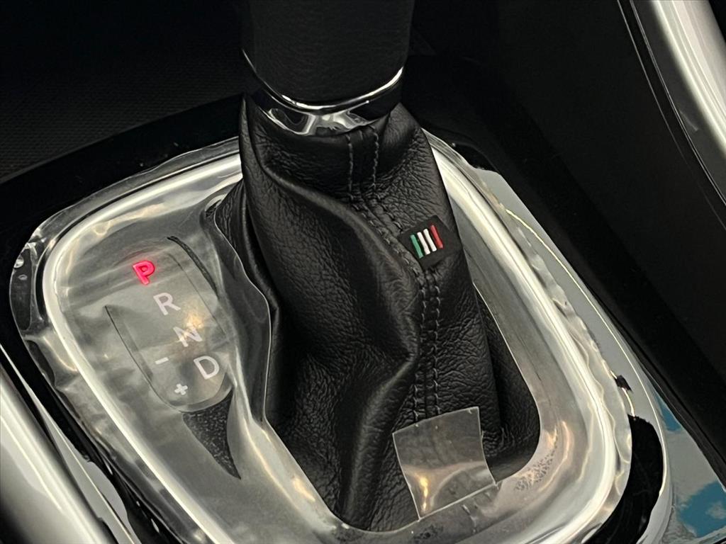 FASTBACK 1.0 TURBO 200 HYBRID AUDACE CVT7