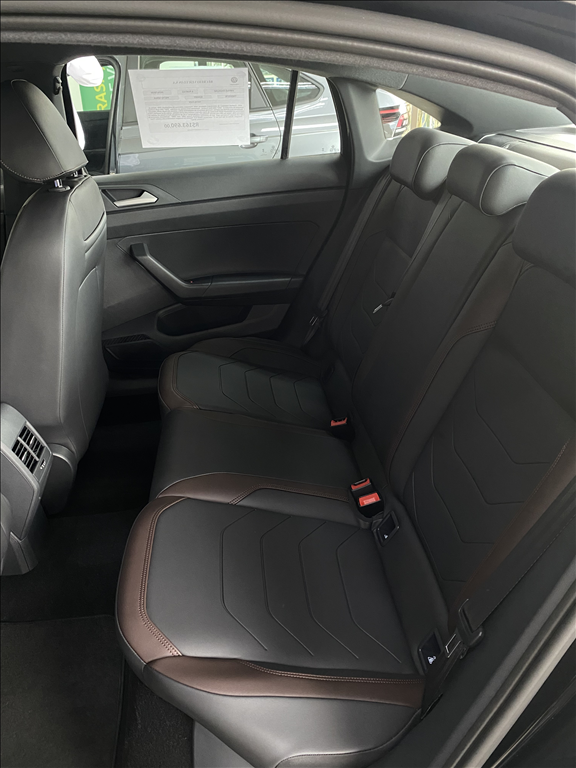 VIRTUS 1.0 200 TSI HIGHLINE AUTOMÁTICO4