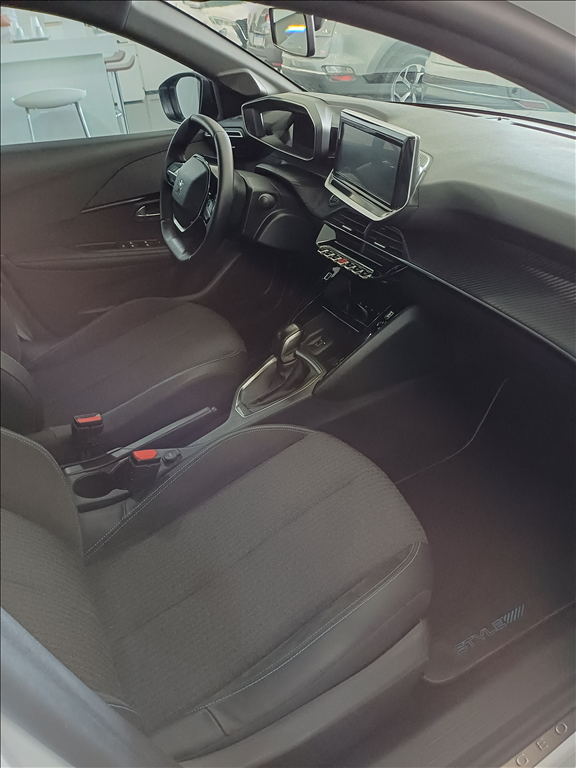 208 1.0 TURBO 200 FLEX STYLE CVT8