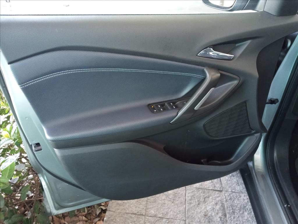 TRACKER 1.2 TURBO FLEX PREMIER AUTOMÁTICO12