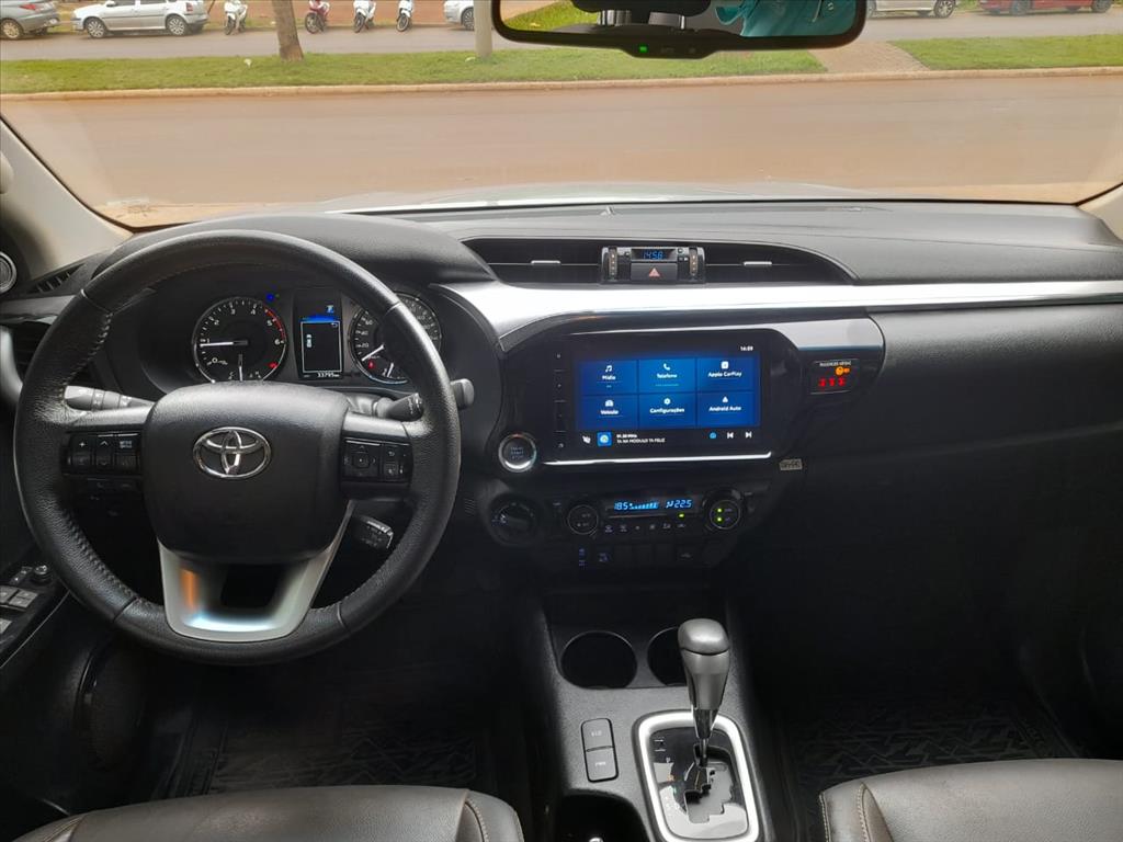 HILUX 2.8 D-4D TURBO DIESEL CD SRV 4X4 AUTOMÁTICO8