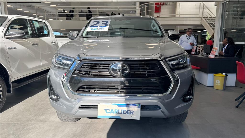HILUX 2.8 D-4D TURBO DIESEL CD SRX 4X4 AUTOMÁTICO0
