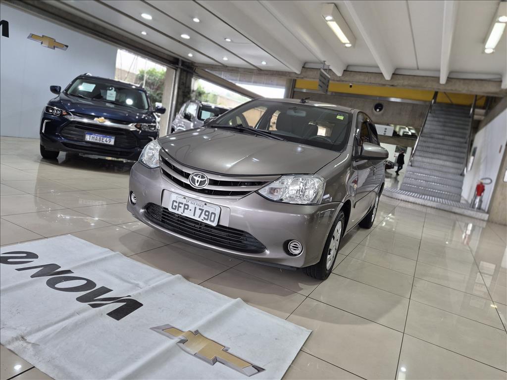 Imagem do carro TOYOTA ETIOS