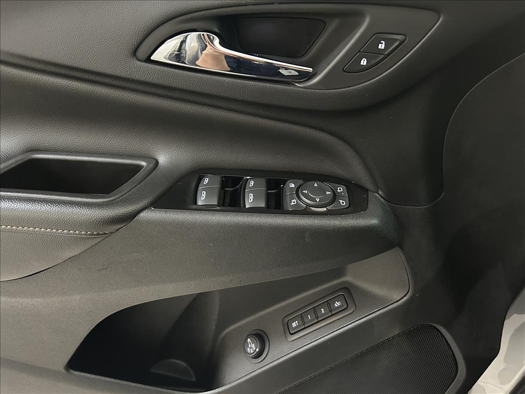 EQUINOX 1.5 16V TURBO GASOLINA PREMIER AWD AUTOMÁTICO11