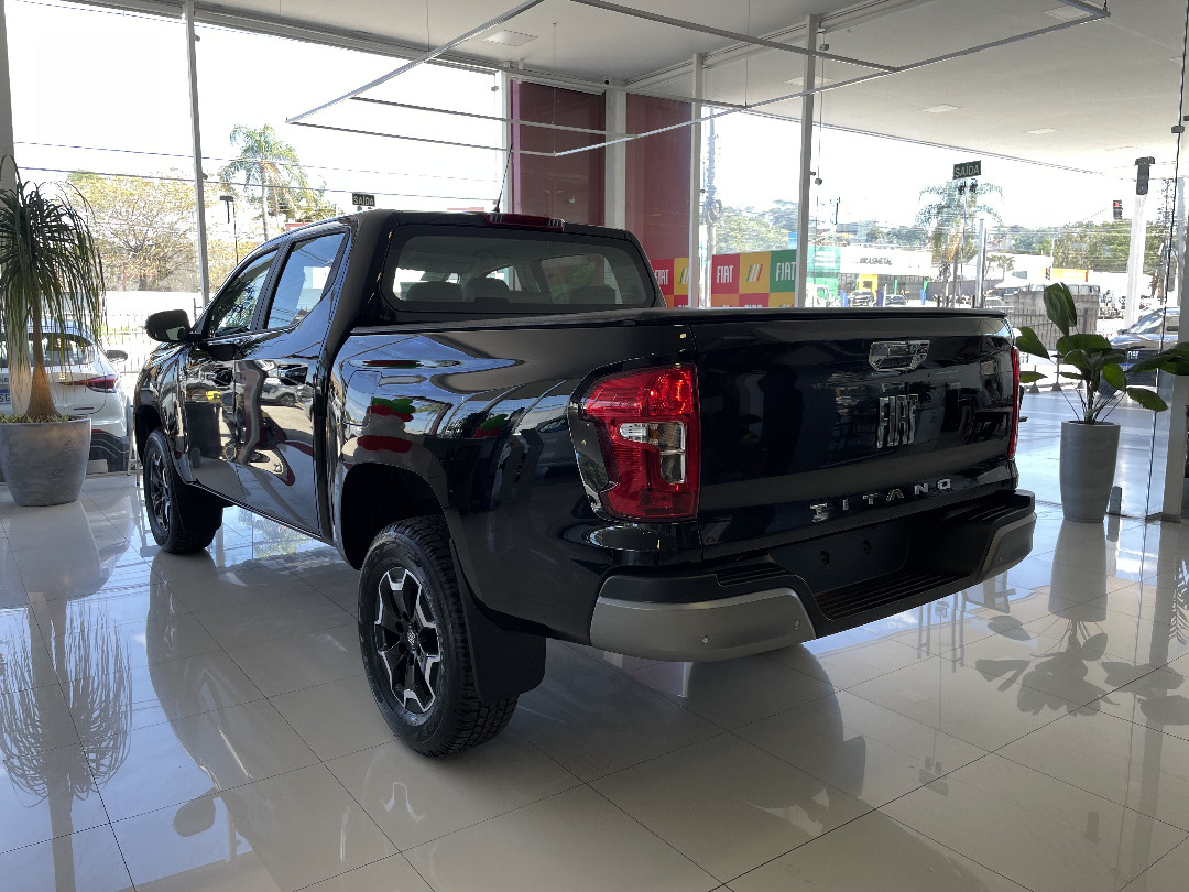 TITANO 2.2 TURBO DIESEL VOLCANO 4X4 AT85