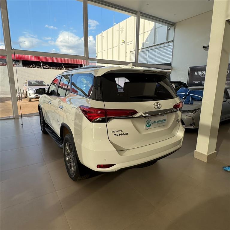 HILUX SW4 2.7 VVT-i FLEX SRV 7L 4X2 AUTOMÁTICO3