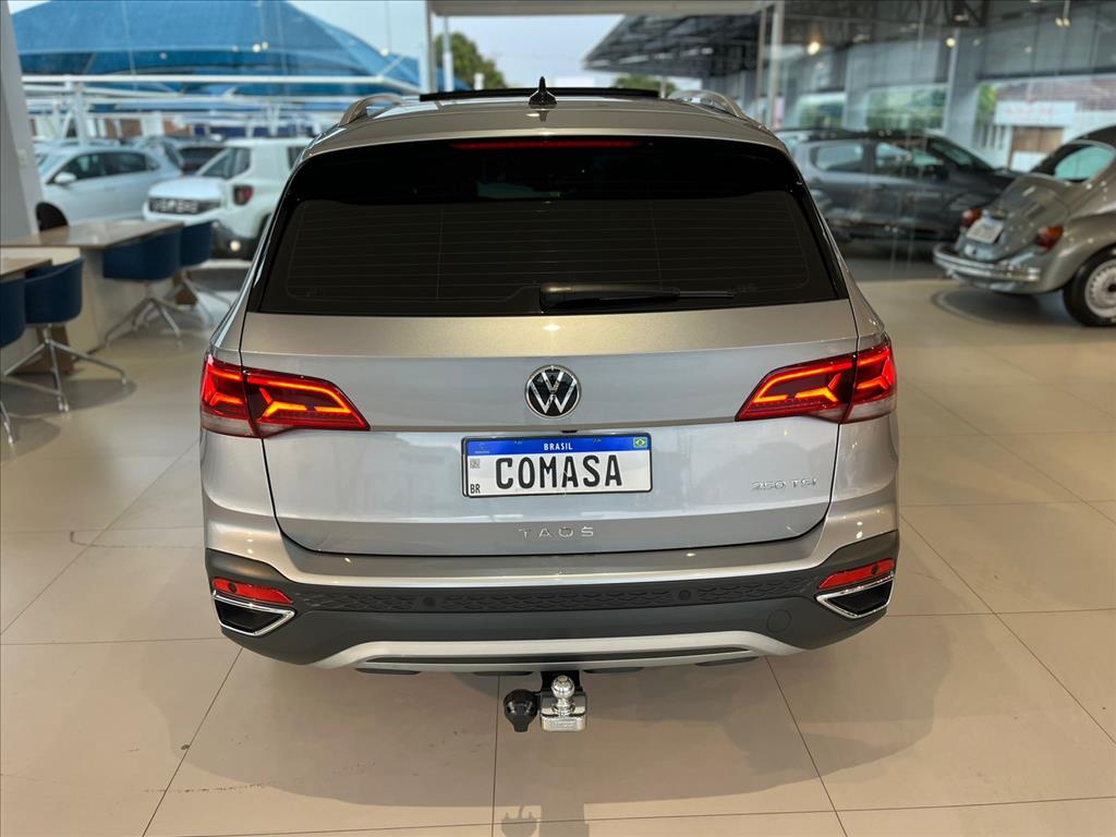 TAOS 1.4 250 TSI TOTAL FLEX HIGHLINE AUTOMÁTICO